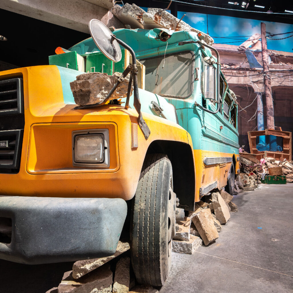 eduction immersive design visioneering studios collaborated with children's hunger fund for an immersive experience